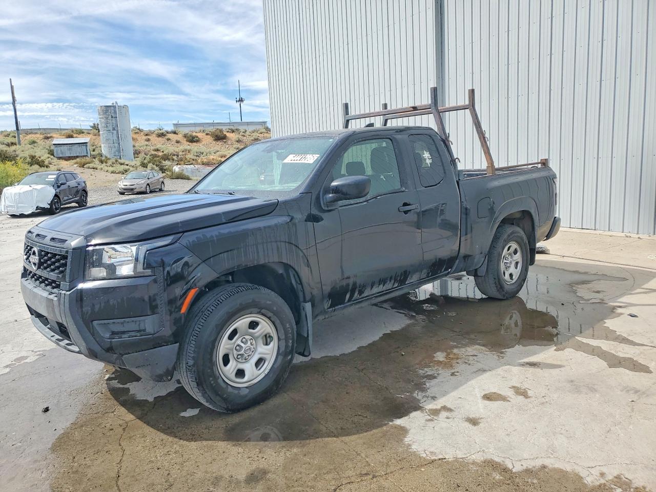 2025 NISSAN FRONTIER