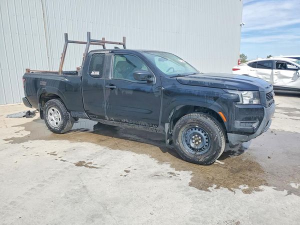 2025 NISSAN FRONTIER