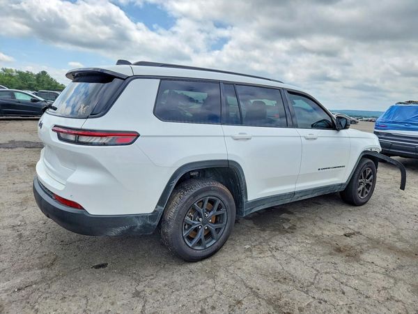 2025 JEEP GRAND CHEROKEE Laredo, Altitude