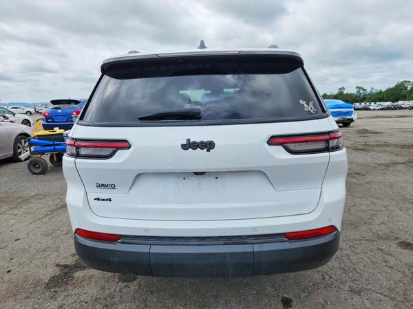 2025 JEEP GRAND CHEROKEE Laredo, Altitude