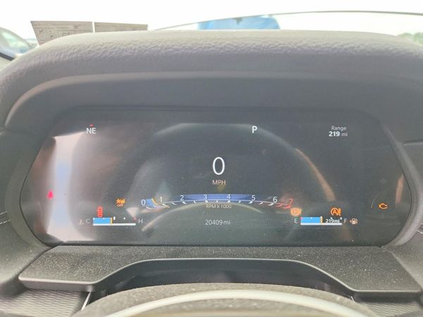 2025 JEEP GRAND CHEROKEE Laredo, Altitude