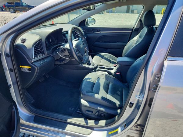 2017 HYUNDAI ELANTRA