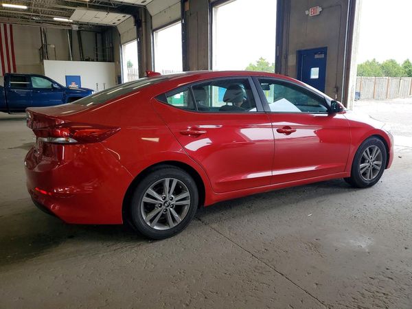 2018 HYUNDAI ELANTRA