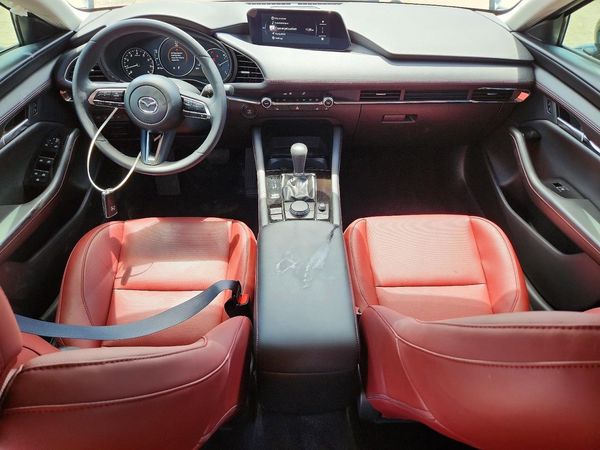 2025 MAZDA 3 Preferred Package