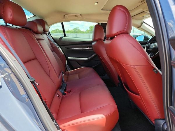 2025 MAZDA 3 Preferred Package
