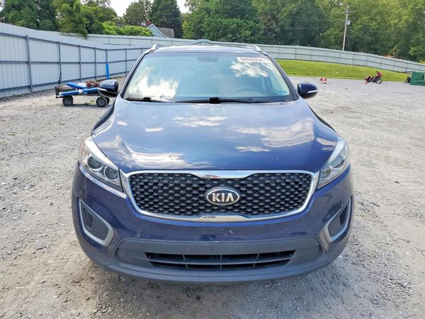 2016 KIA SORENTO L / LX