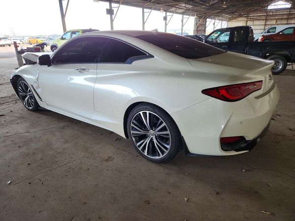 2017 INFINITI Q60