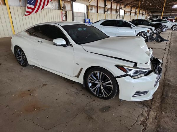 2017 INFINITI Q60