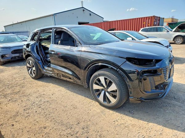 2025 AUDI Q6 E-TRON