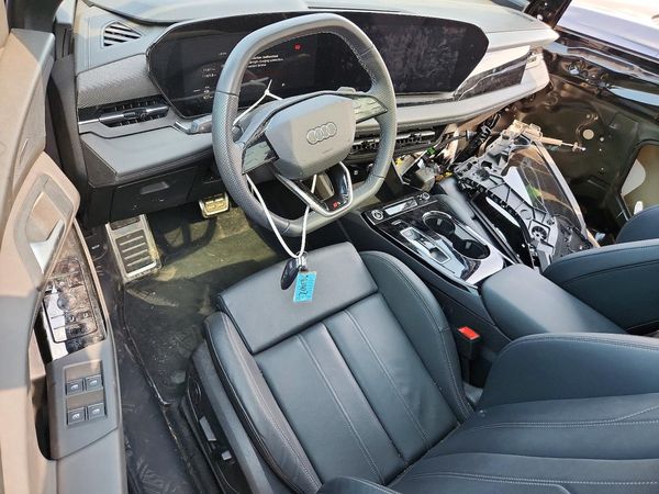 2025 AUDI Q6 E-TRON