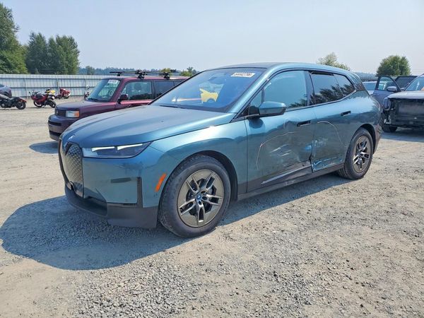 2023 BMW IX