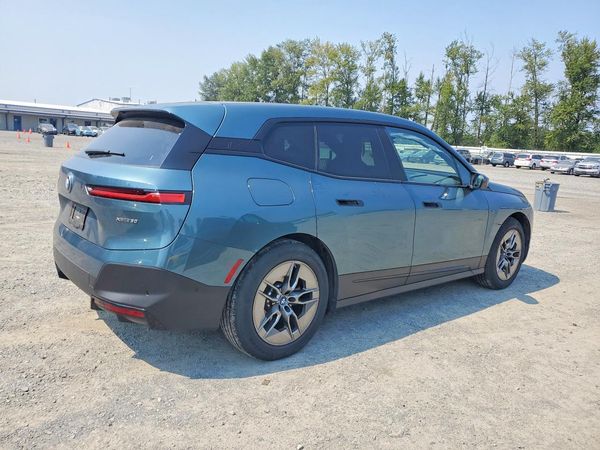 2023 BMW IX