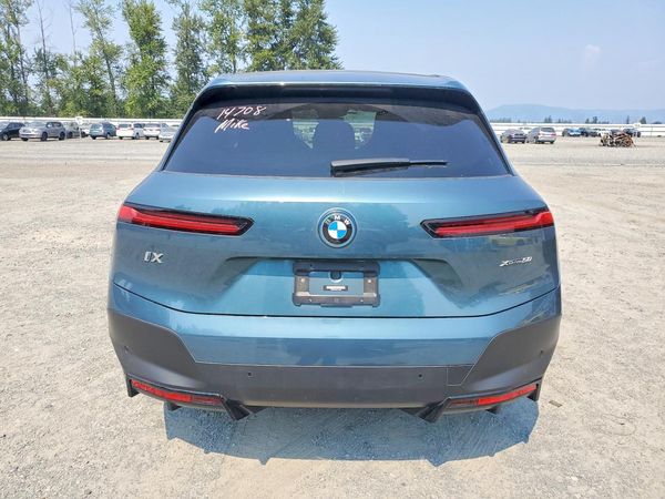 2023 BMW IX