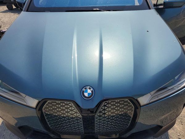 2023 BMW IX