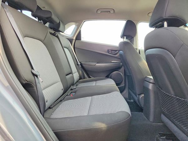 2018 HYUNDAI KONA SE