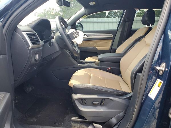 2022 VOLKSWAGEN ATLAS SE w/ Tech — DENT