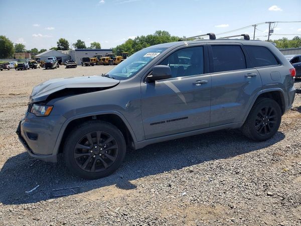 2019 JEEP GRAND CHEROKEE LAREDO 4X4