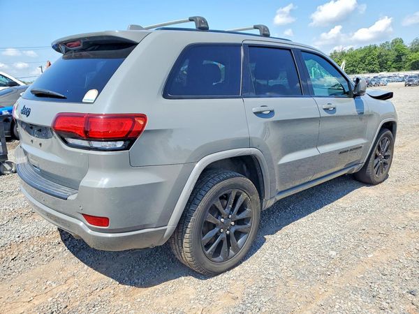 2019 JEEP GRAND CHEROKEE LAREDO 4X4