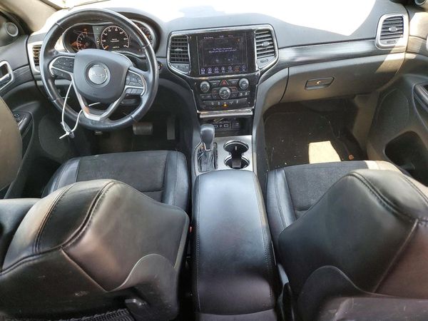 2019 JEEP GRAND CHEROKEE LAREDO 4X4