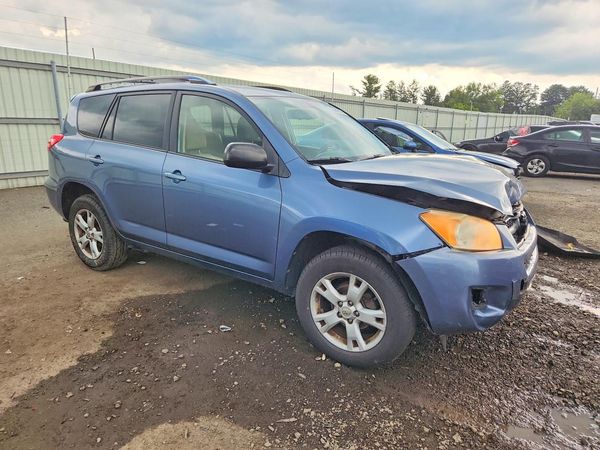 2012 TOYOTA RAV4 Standard — Passenger 3/4
