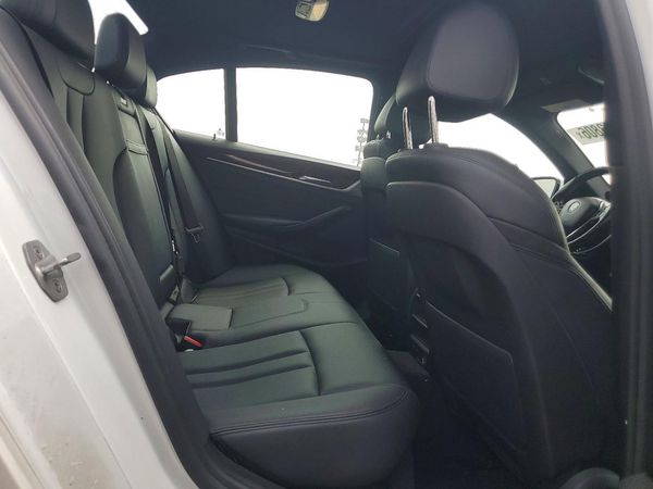 2017 BMW 530