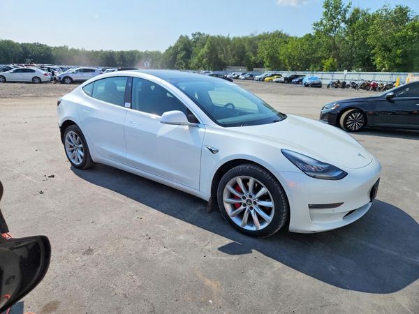 2020 TESLA MODEL 3