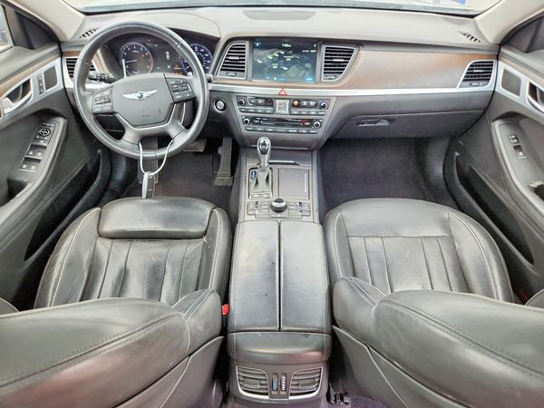2017 GENESIS G80
