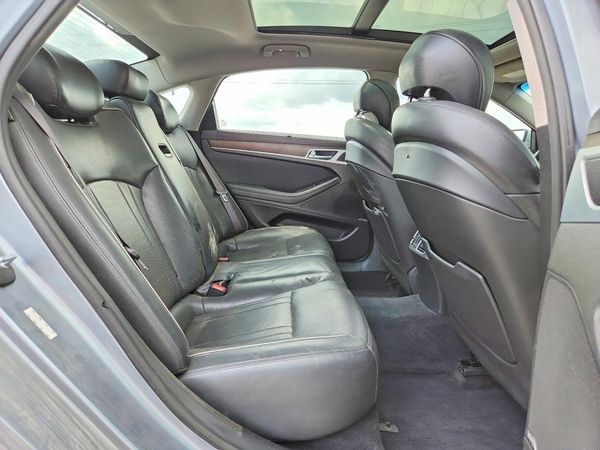 2017 GENESIS G80