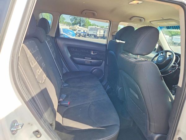 2012 KIA SOUL GL