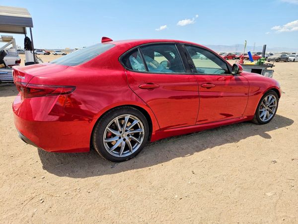2022 ALFA ROMEO GIULIA RWD
