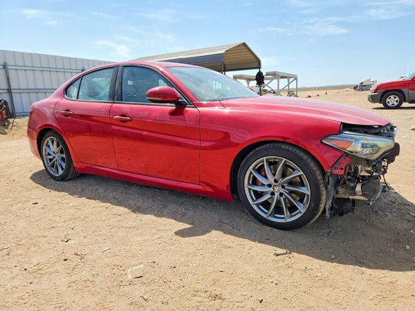 2022 ALFA ROMEO GIULIA RWD