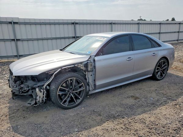 2017 AUDI S8 quattro Plus