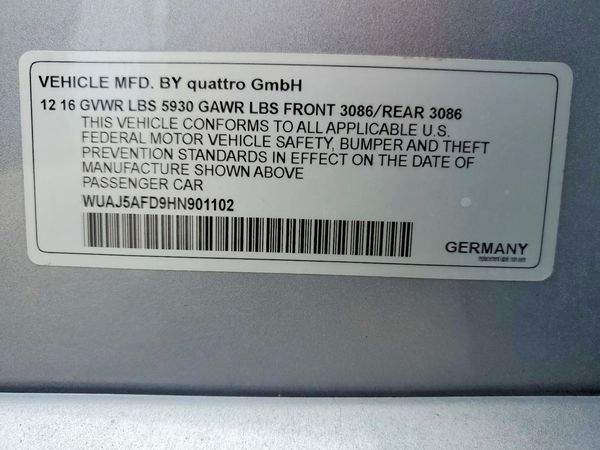 2017 AUDI S8 quattro Plus