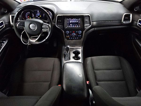 2019 JEEP GRAND CHEROKEE Laredo