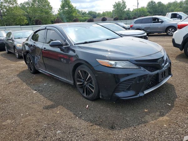 2019 TOYOTA CAMRY