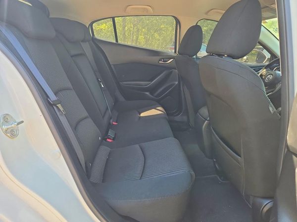 2014 MAZDA 3 Touring/GS