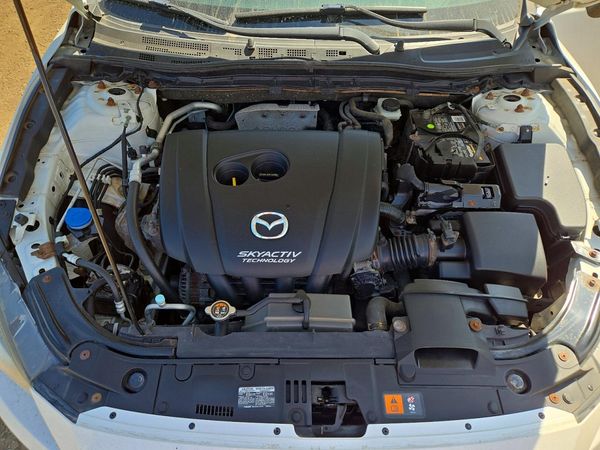 2014 MAZDA 3 Touring/GS