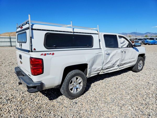 2017 CHEVROLET SILVERADO LT
