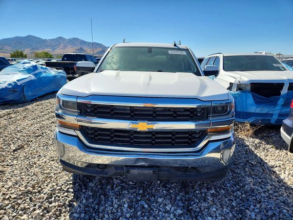 2017 CHEVROLET SILVERADO LT