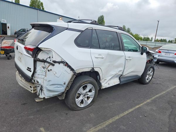 2021 TOYOTA RAV4 XLE HV