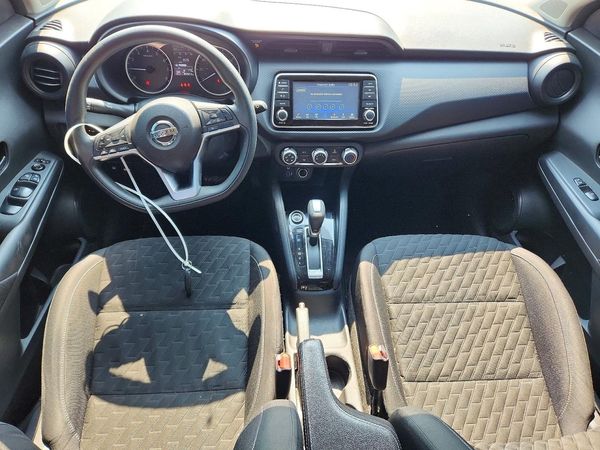 2021 NISSAN KICKS S