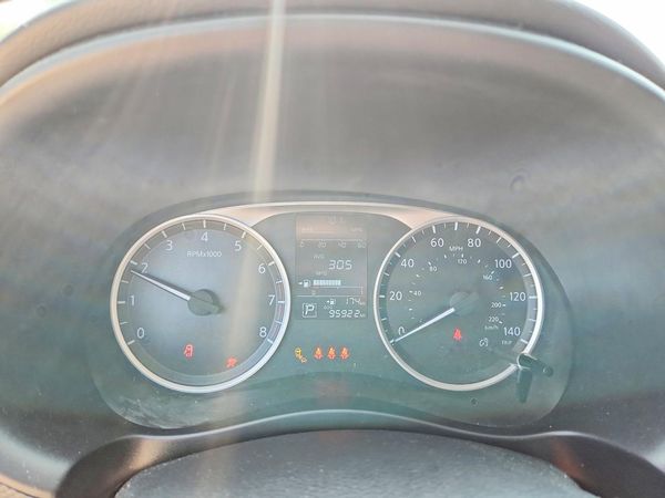 2021 NISSAN KICKS S
