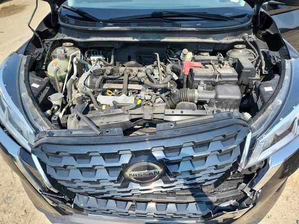 2021 NISSAN KICKS S