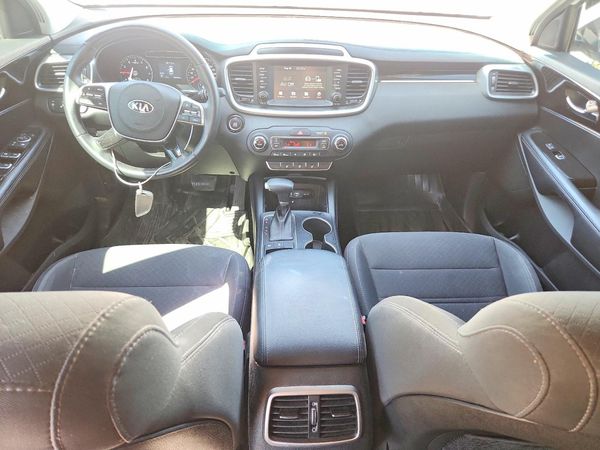 2020 KIA SORENTO L, LX, S