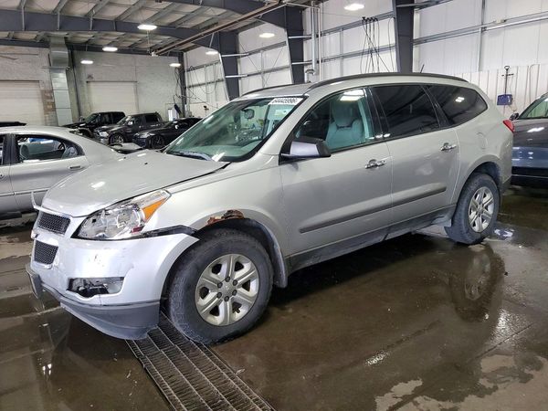 2012 CHEVROLET TRAVERSE LS