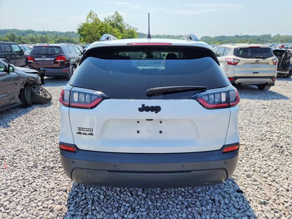 2023 JEEP CHEROKEE ALTITUDE LUX 4X4