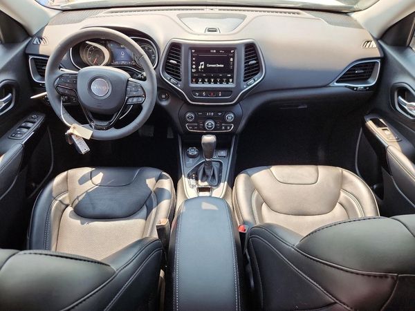 2023 JEEP CHEROKEE ALTITUDE LUX 4X4
