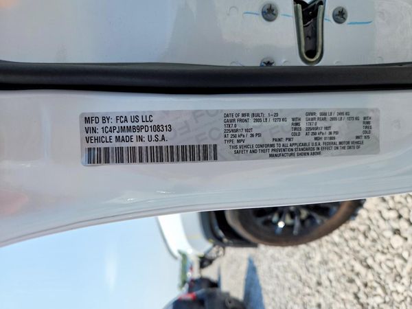 2023 JEEP CHEROKEE ALTITUDE LUX 4X4