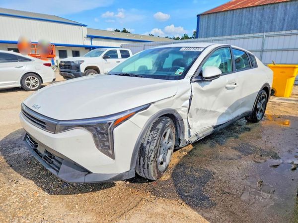 2026 KIA K4 LX, LXS