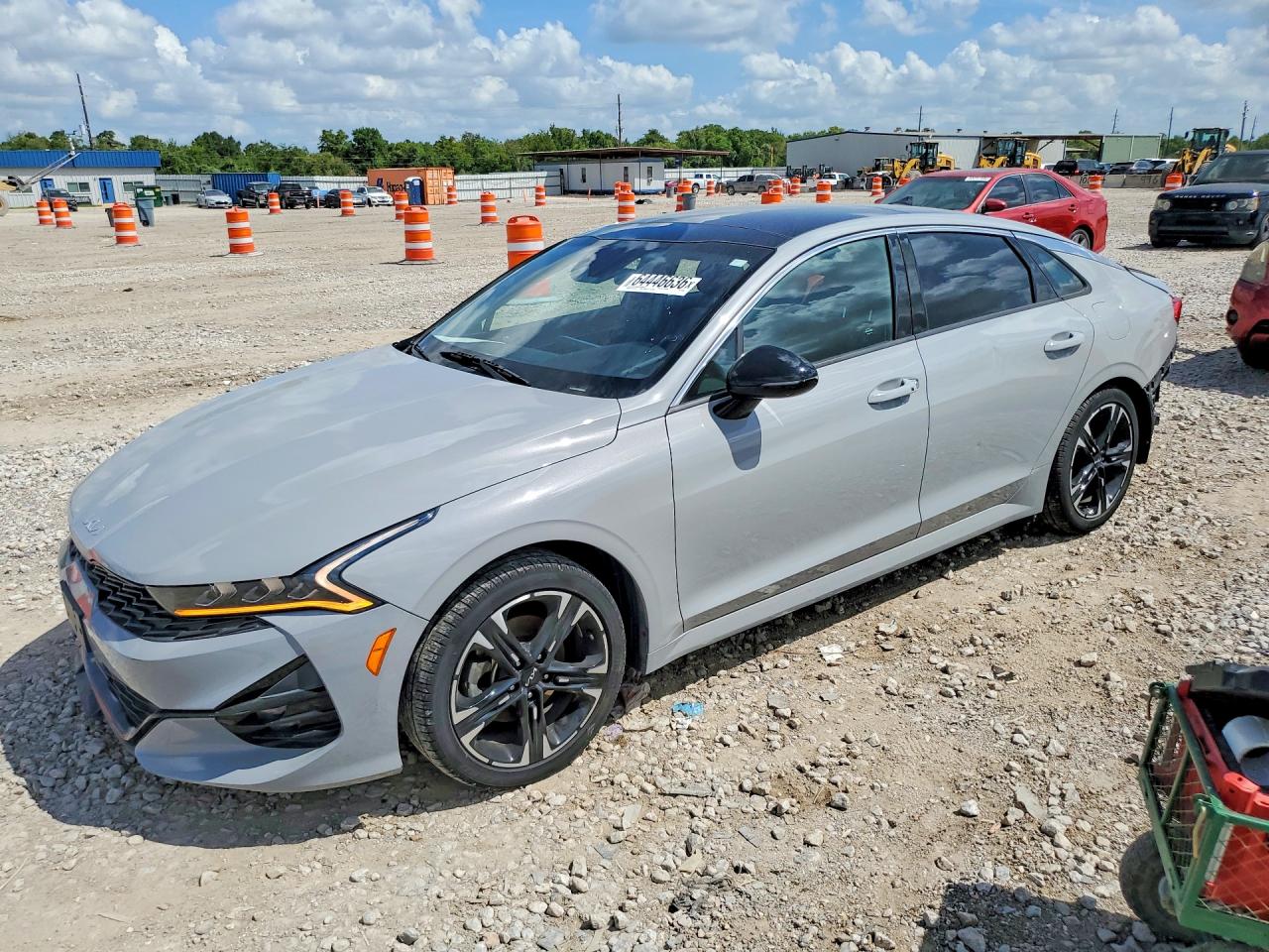 2022 KIA K5